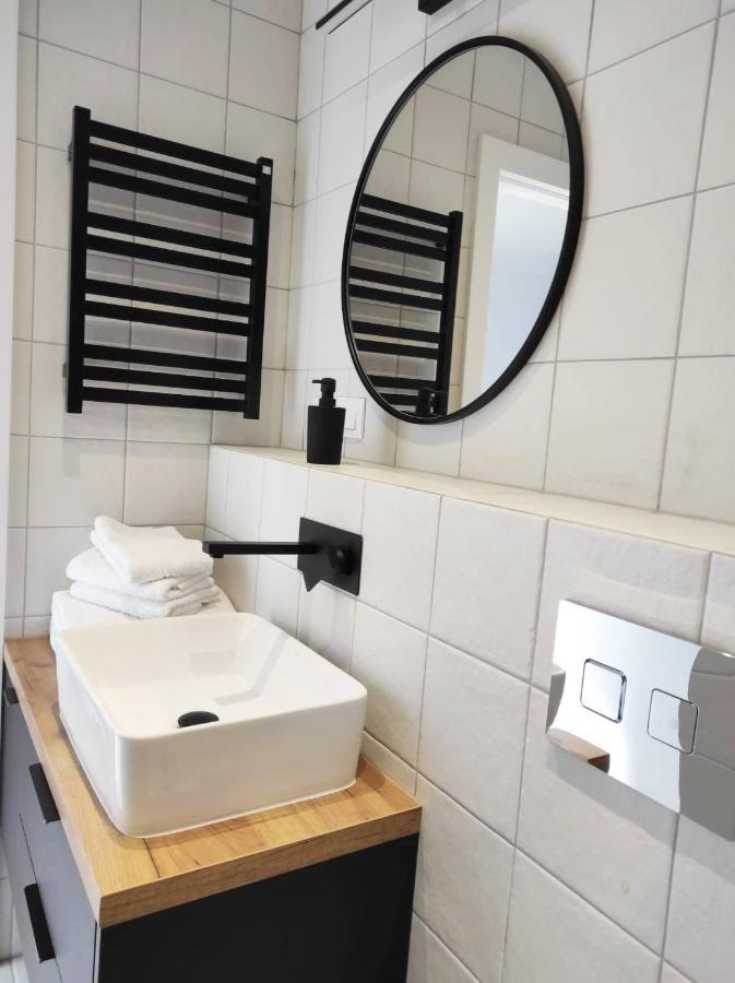 Domek nad wodą Liliput Jelenia Góra Zewnętrze zdjęcie